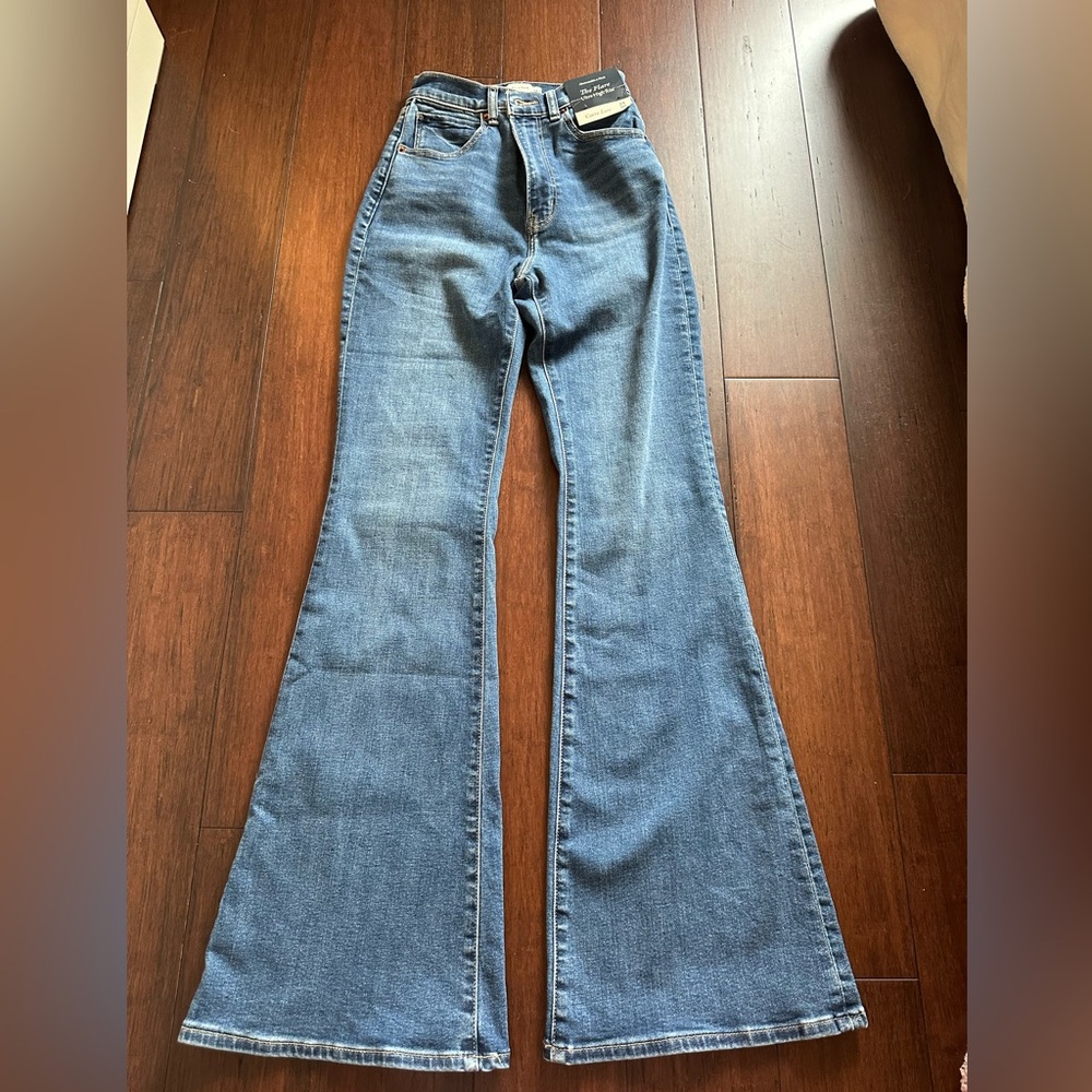 Abercrombie High Rise Stretch Flare Jean